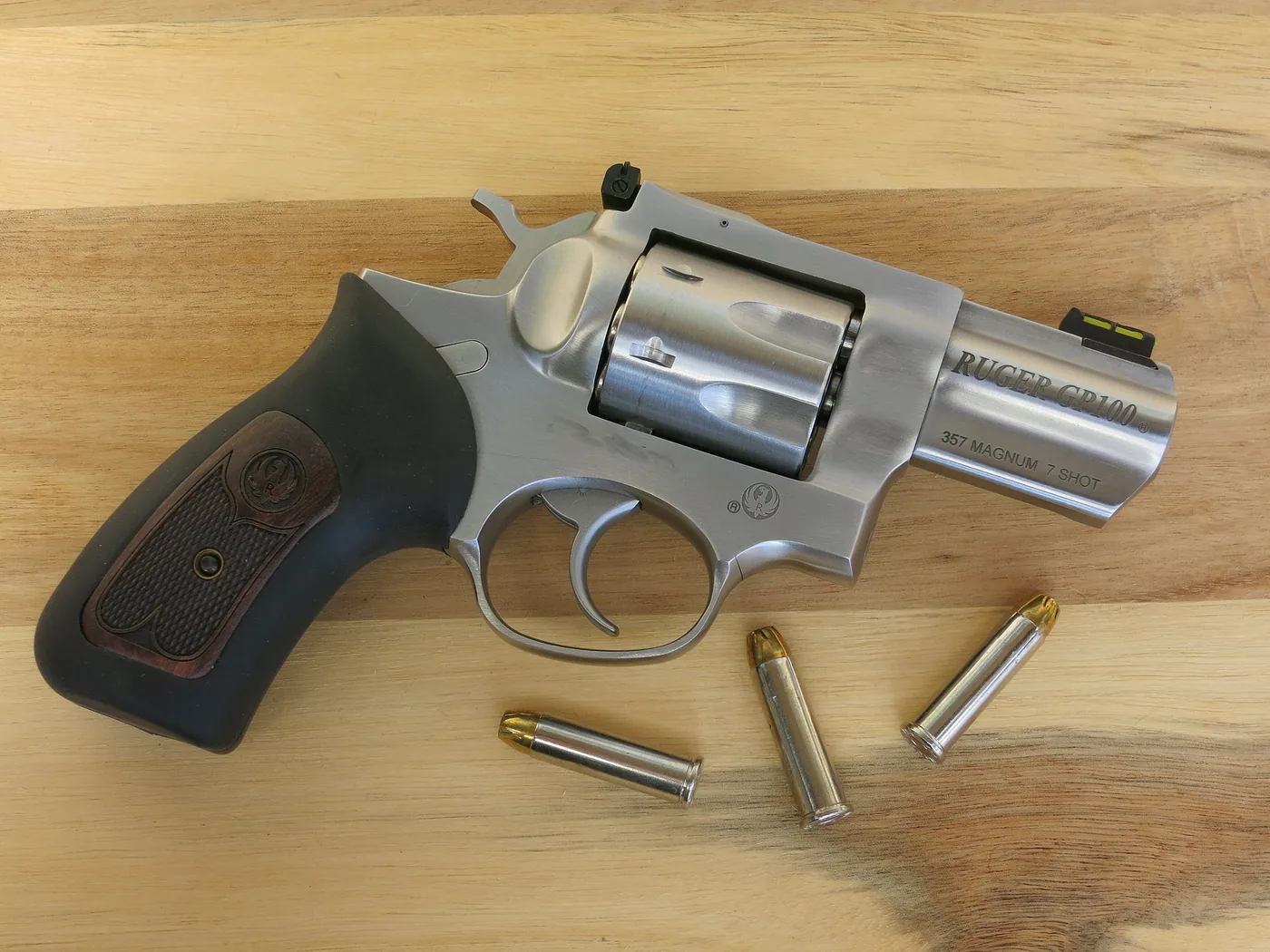 Ruger GP100 double-action revolver, side view